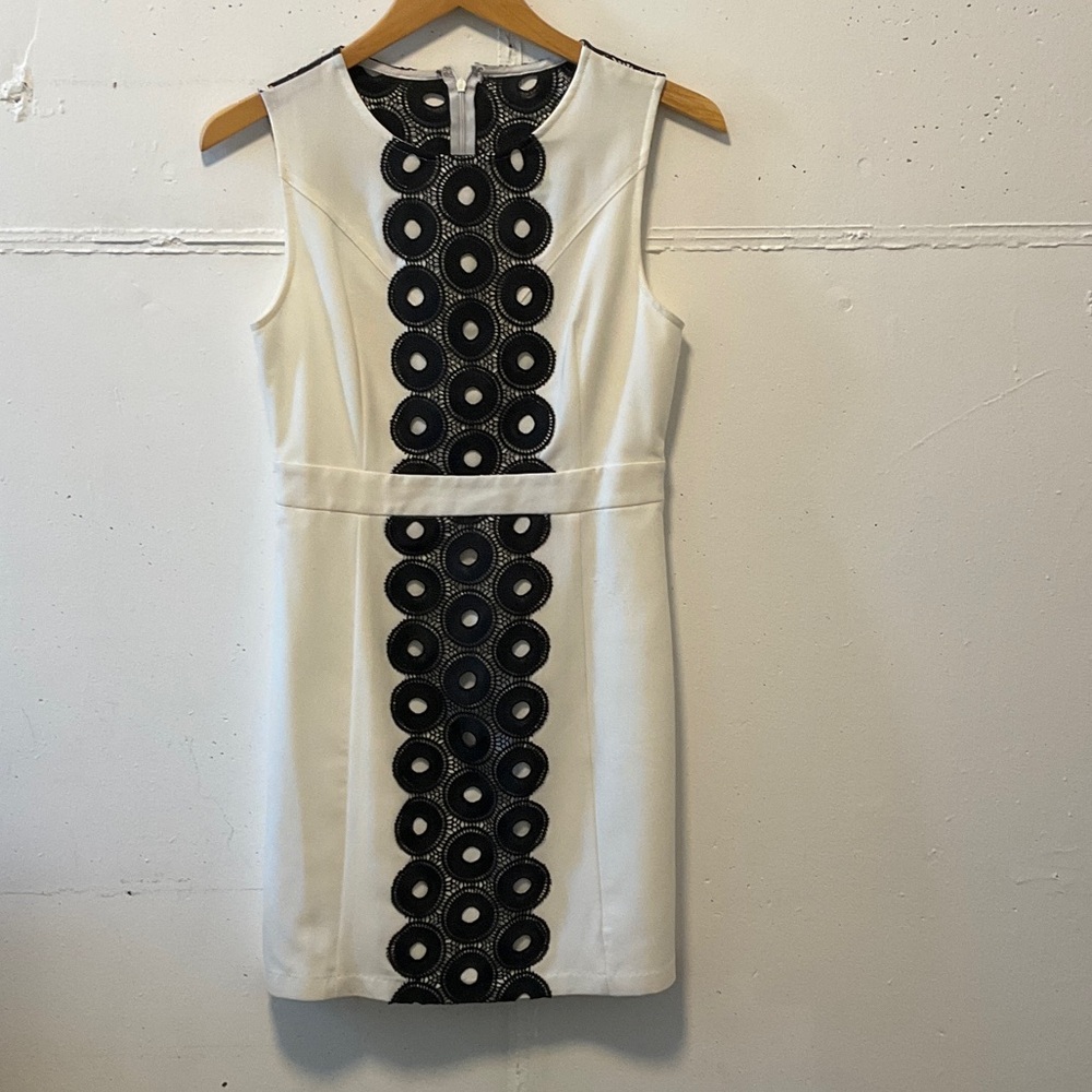 Esley White and Black Patterned Mini Dress